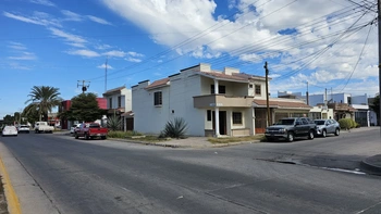 9_2835 | CASA VENTA Blvd. Canuto Ibarra, esquina con Calle Palma | BIENES&RAICES MORENO Y ASOCIADOS INMOBILIARIA