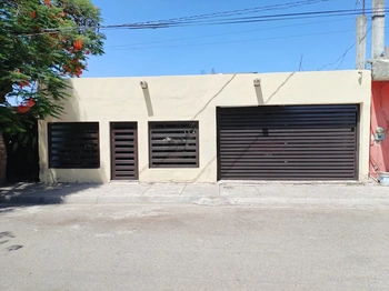 10_2611 | CASA DE UNA PLANTA | BIENES&RAICES MORENO Y ASOCIADOS INMOBILIARIA