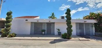 13_1605 | En Renta bonita Casa Amueblada, Fraccionamiento Cuauhtémoc. | BIENES&RAICES MORENO Y ASOCIADOS INMOBILIARIA