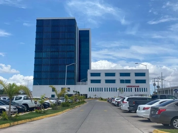 1_2595 | CONSULTORIOS HOSPITAL MAC, en RENTA | BIENES&RAICES MORENO Y ASOCIADOS INMOBILIARIA