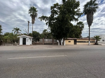 5_1744 | Propiedad de uso comercial ejido 5 de mayo carretera Los Mochis - El Fuerte | BIENES&RAICES MORENO Y ASOCIADOS INMOBILIARIA